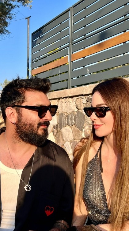 Defne Samyeli onunla eşq yaşayır - FOTO