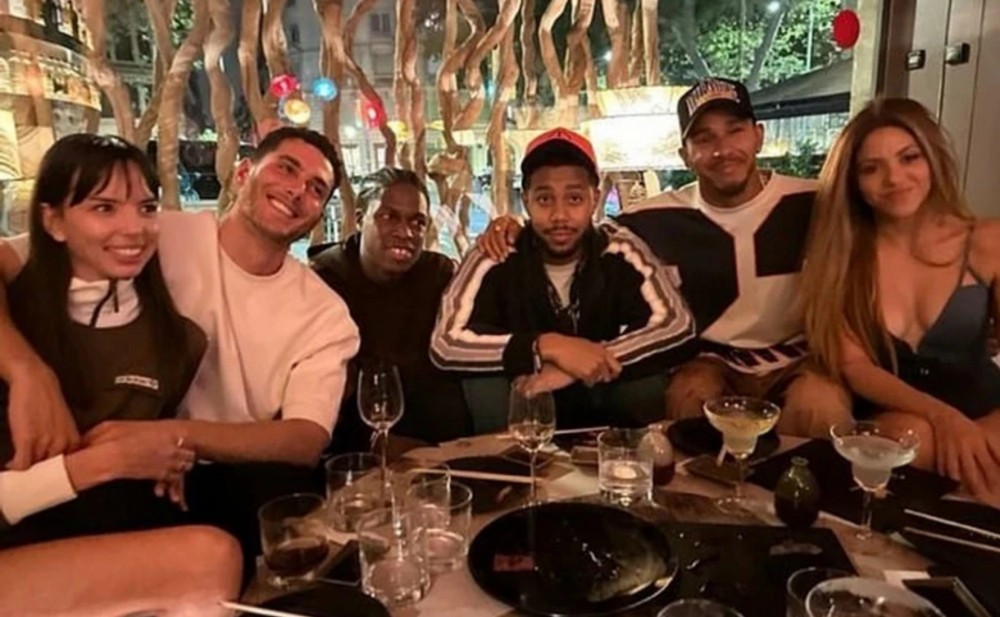 Şakira onunla eşq yaşayır - FOTO