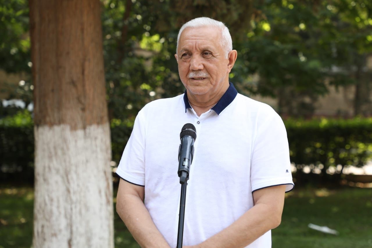 Gəncə sahibkarları "Açıq mikrofon"da  - FOTO