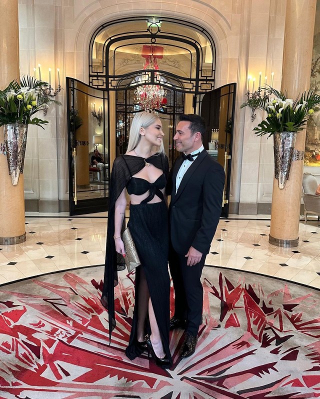 Mustafa Sandalın həyat yoldaşı qəzaya düşdü - FOTOLAR