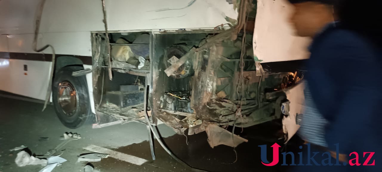 Tovuzda avtobus "KamAz"la toqquşdu - FOTOLAR (YENİLƏNİB)