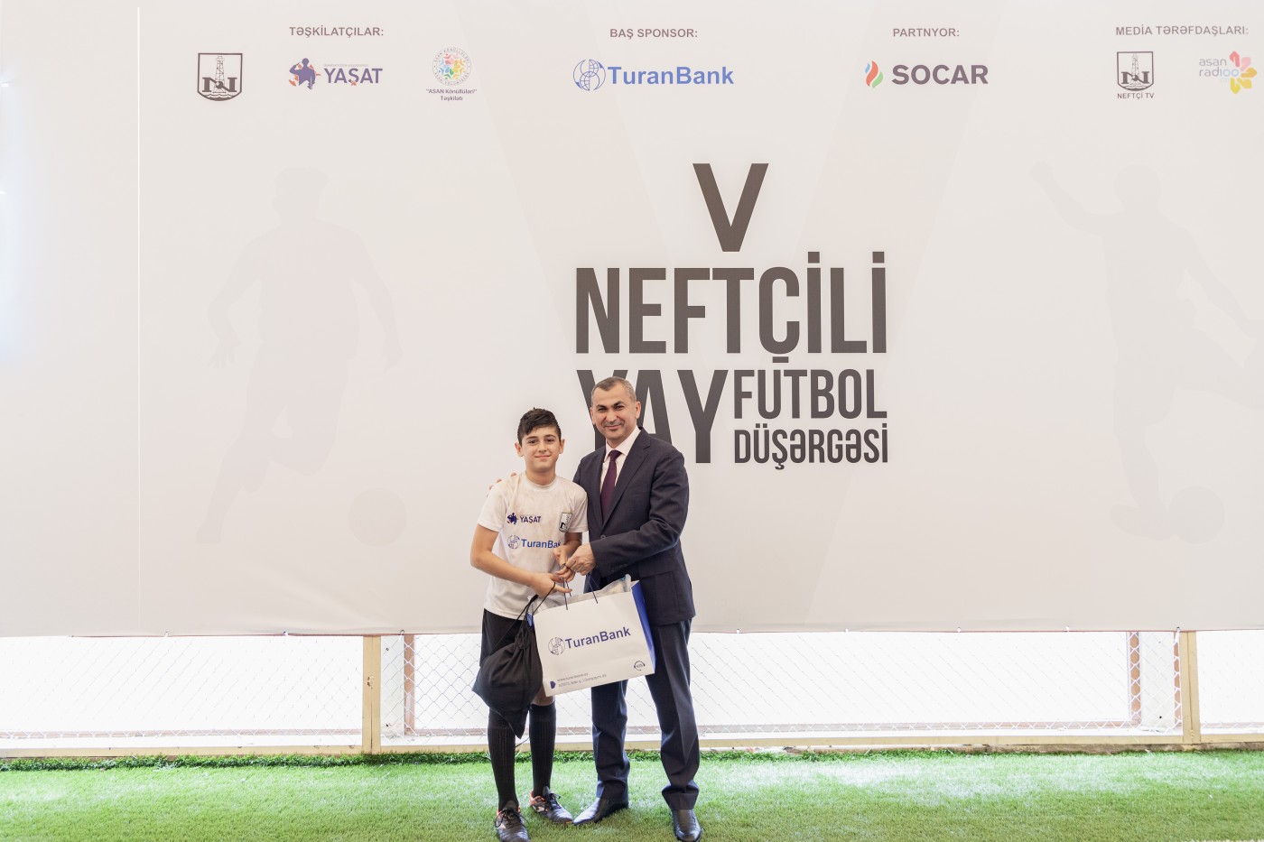 "TuranBank"ın dəstək olduğu “V Neftçili Yay Futbol Düşərgəsi”nə start verildi - FOTOLAR