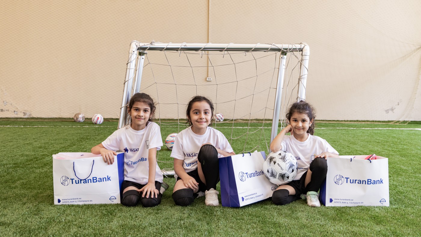 "TuranBank"ın dəstək olduğu “V Neftçili Yay Futbol Düşərgəsi”nə start verildi - FOTOLAR