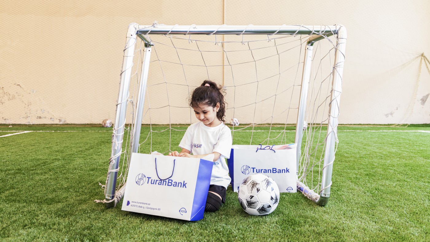 "TuranBank"ın dəstək olduğu “V Neftçili Yay Futbol Düşərgəsi”nə start verildi - FOTOLAR