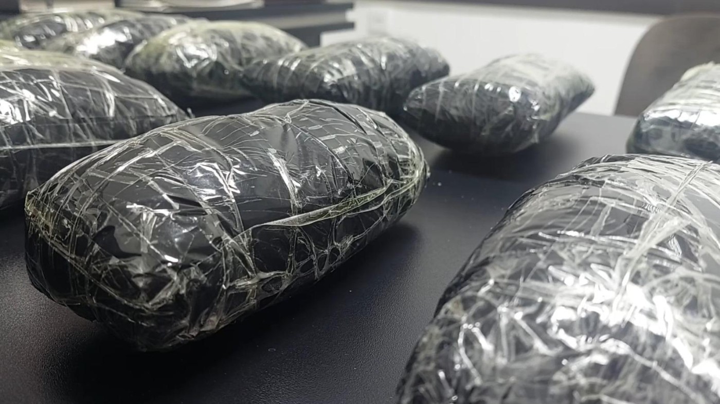 Gəncədə narkokuryer saxlanıldı - FOTOLAR