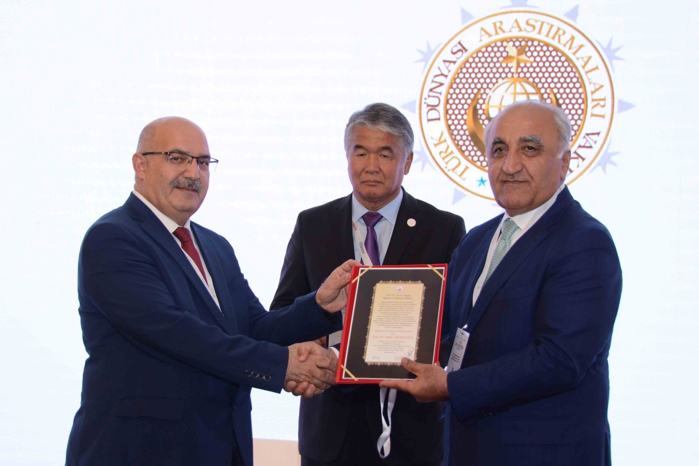 Ədalət Muradov beynəlxalq elmi konfransda çıxış etdi - FOTOLAR