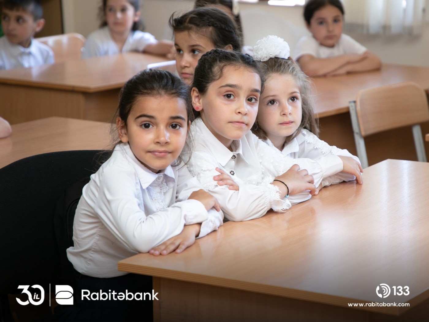 Rabitəbank 30 ucqar kənd məktəbində kitabxana qurub - FOTOLAR