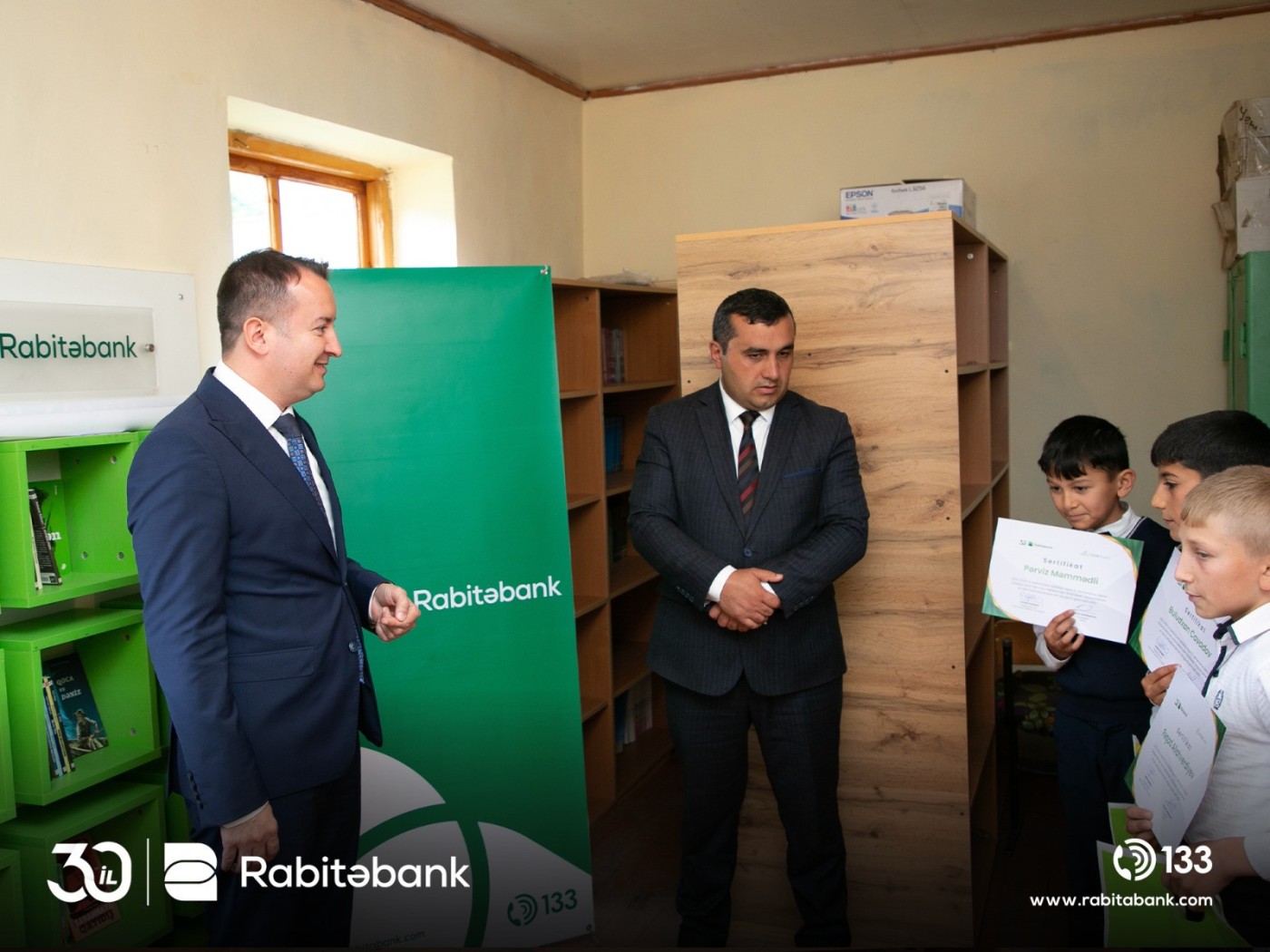 Rabitəbank 30 ucqar kənd məktəbində kitabxana qurub - FOTOLAR