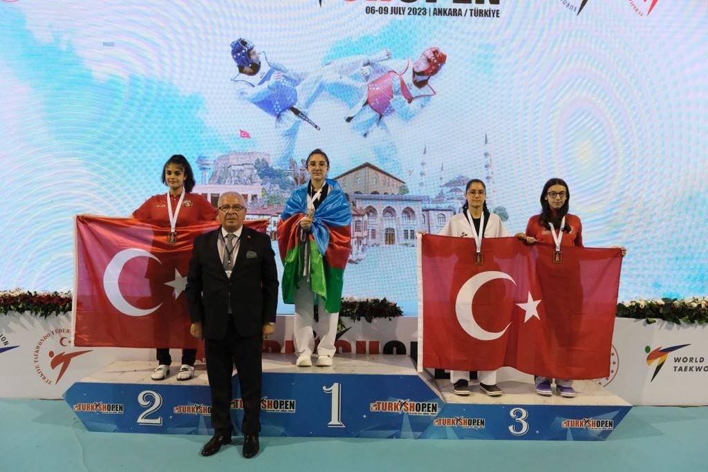 Taekvondoçularımız Türkiyədə 8 medal qazandı - FOTOLAR