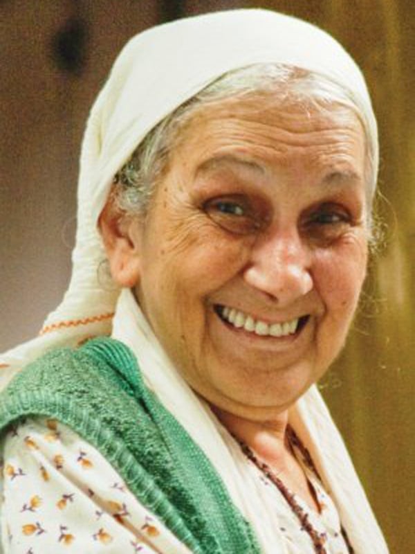 Tanınmış aktrisa qocalar evində dünyasını dəyişdi