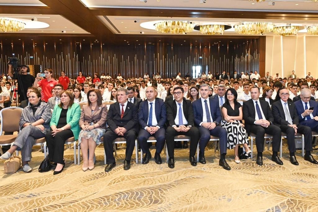 “Kapital Bank”ın dəstəyi ilə keçirilən olimpiadanın qalibləri təltif edildi - FOTO