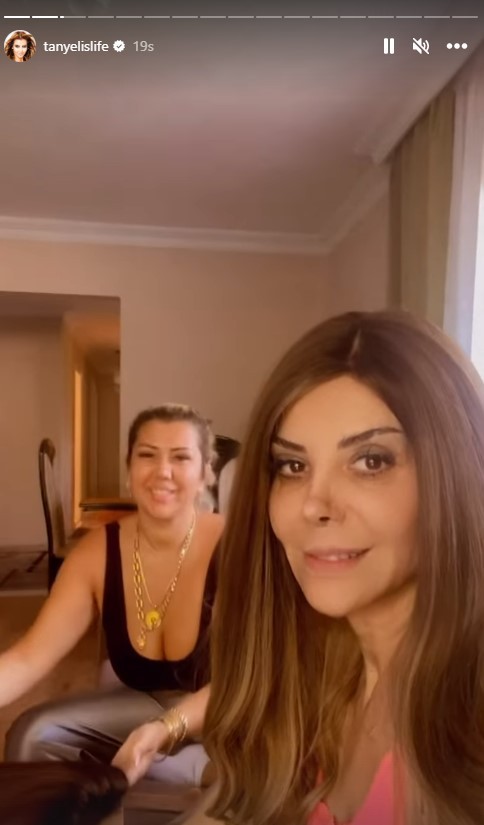 Xərçəng olan rəqqasə saçlarını kəsdirdi - VİDEO