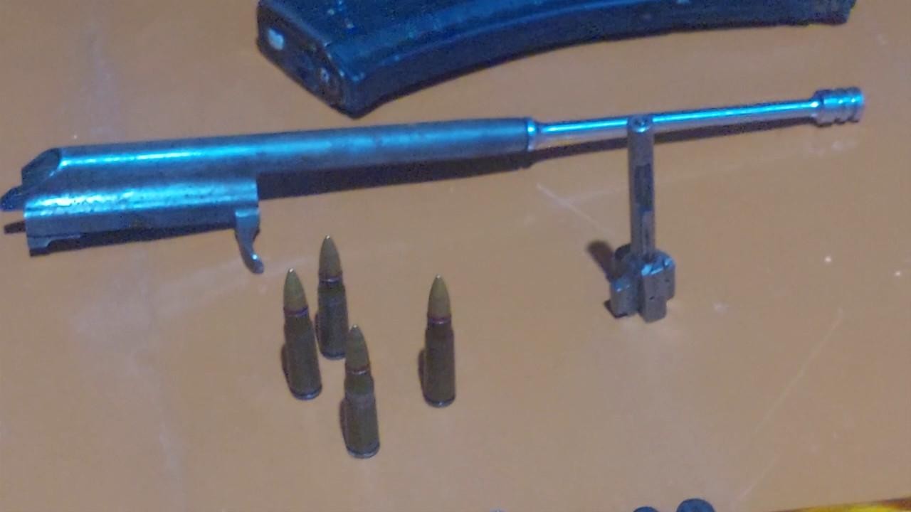 Gəncədə qanunsuz silah saxlayan şəxs saxlanılıb - FOTO