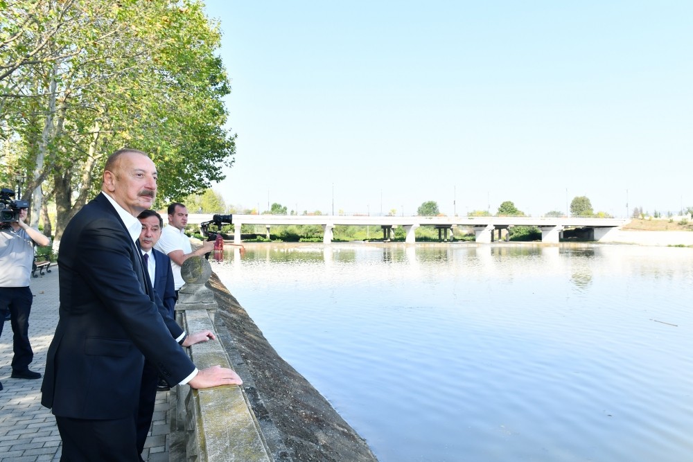 Prezident Qazaxa səfər etdi - FOTOLAR