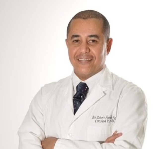 Aktyorun oğlu "sevgilisini" öldürüb parçalara ayırdı - FOTO