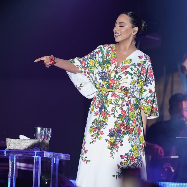 Ebru Gündeşin bacısı ortaya çıxdı - FOTOLAR