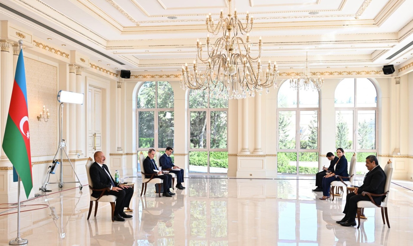 Prezident yeni səfirlərin etimadnamələrini qəbul etdi - YENİLƏNİB (FOTOLAR)