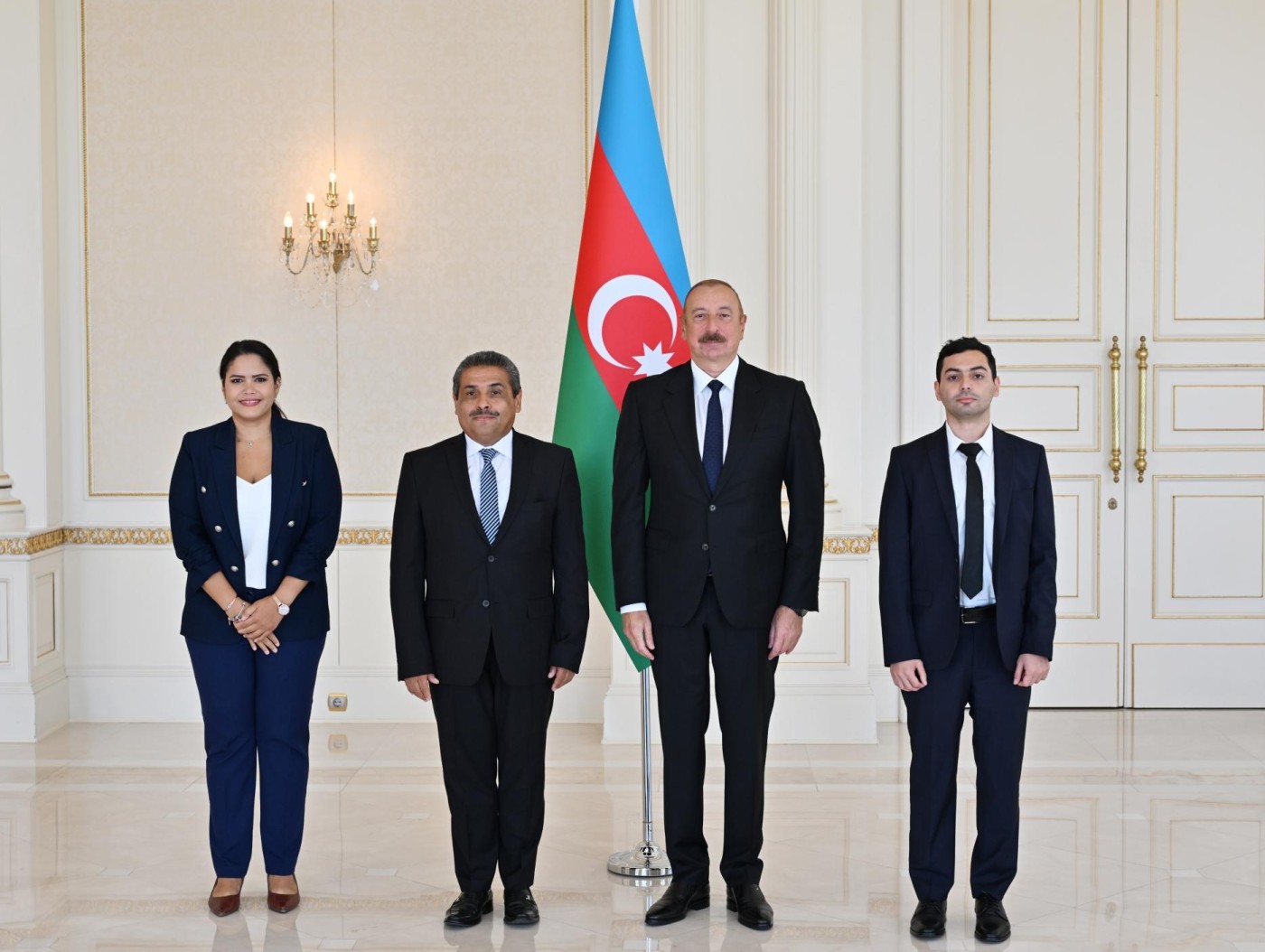Prezident yeni səfirlərin etimadnamələrini qəbul etdi - YENİLƏNİB (FOTOLAR)