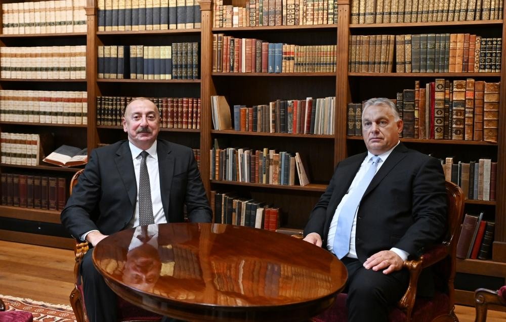 Budapeştdə İlham Əliyev Viktor Orbanla görüşdü - YENİLƏNİB (FOTO)