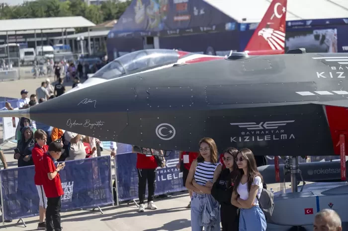 "Laçın" qırıcımız TEKNOFEST-də nümayiş olunur - VİDEO