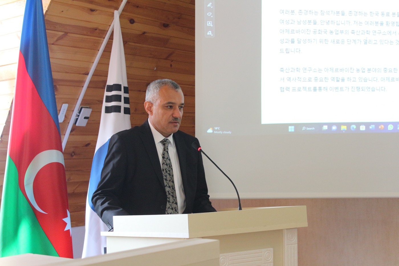 Azərbaycan Cənubi Koreya şirkətlərilə "ağıllı kənd təsərrüfatı" ilə bağlı memorandum imzaladı - FOTOLAR