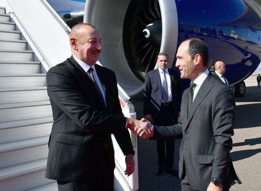 İlham Əliyev Gürcüstana GETDİ - FOTO