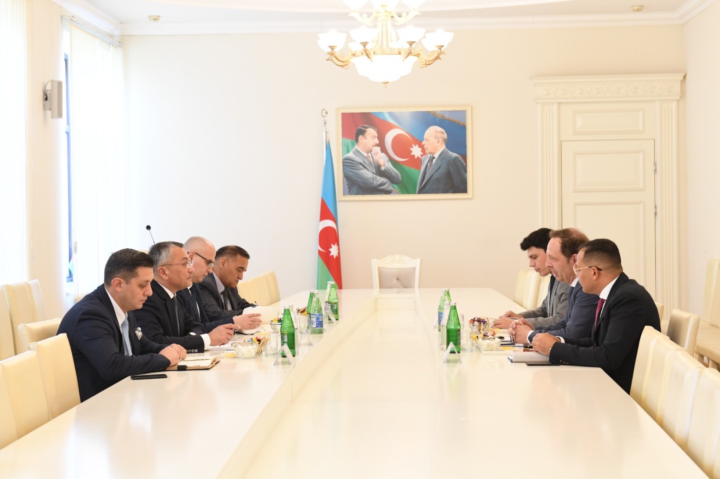 Komitə sədri BMqT-nin regional direktoru ilə görüşdü - FOTOLAR