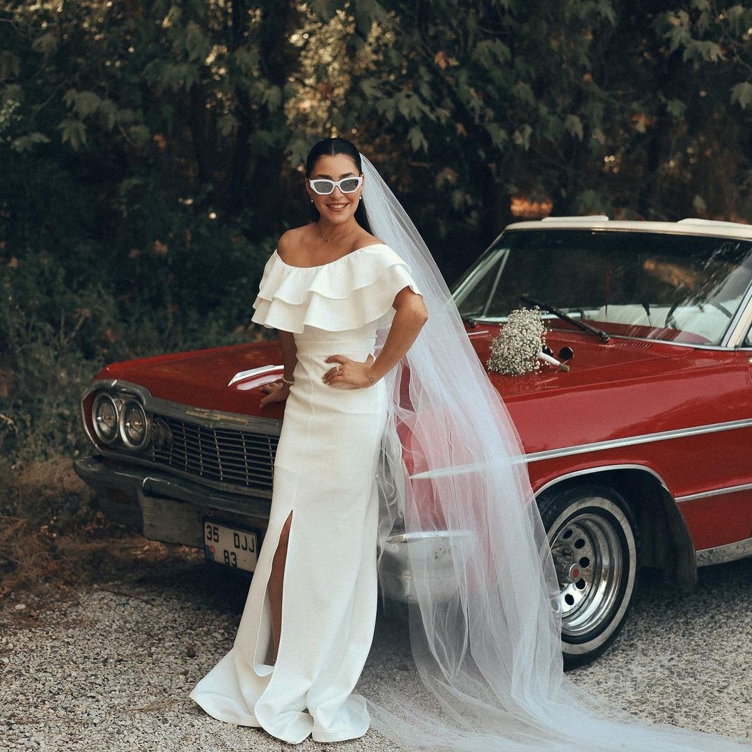 "Özümə söz vermişəm ki, hər 15 il tamamlananda gəlinlik geyinəcəm" - FOTOLAR