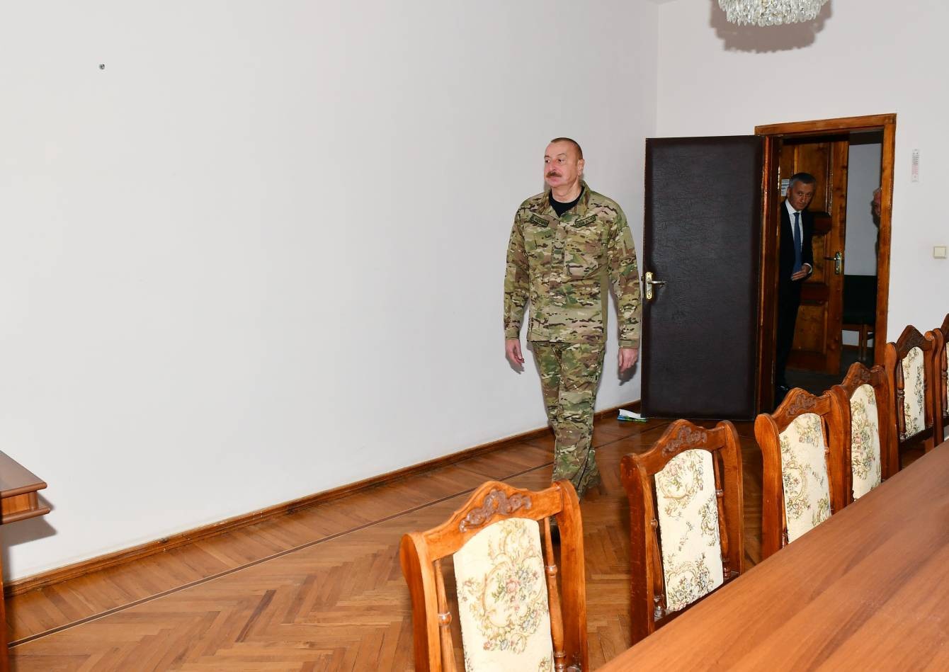 İlham Əliyev Xocavənddə Dövlət Bayrağımızı ucaltdı - YENİLƏNİB (FOTOLAR)