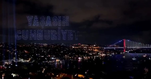 Atatürk İstanbul səmasında - FOTO/VİDEO