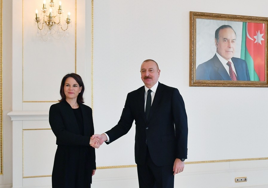 İlham Əliyev Almaniyanın xarici işlər nazirini qəbul etdi - YENİLƏNİB (FOTO)
