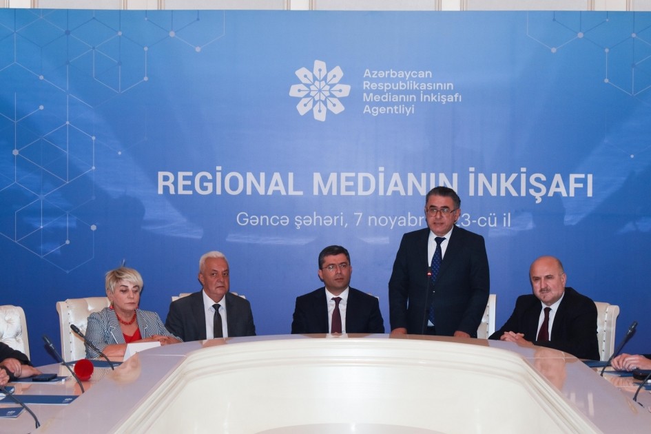 Əhməd İsmayılov Gəncədə jurnalistlərlə görüş keçirdi - FOTOLAR