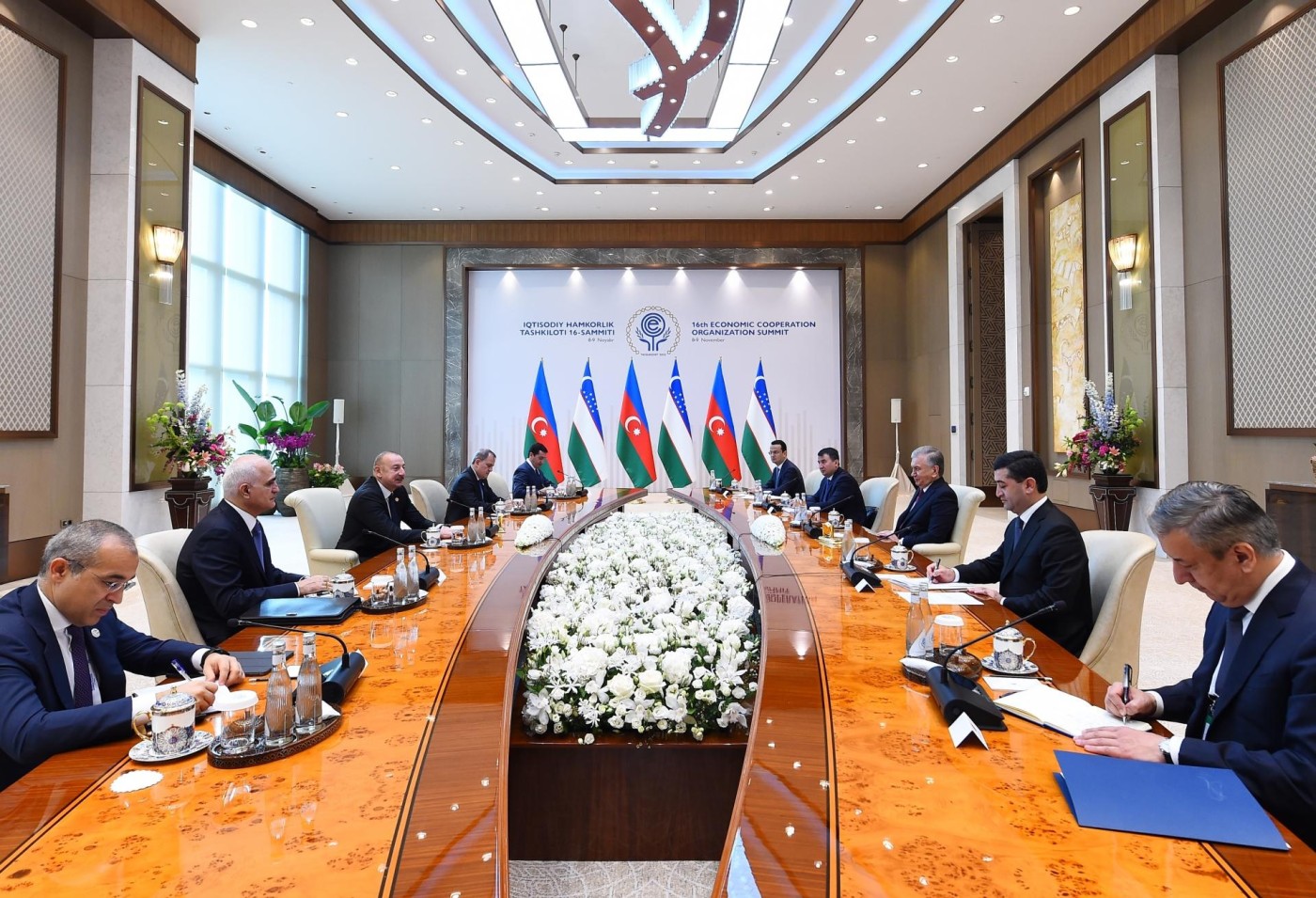 İlham Əliyevin Daşkənddə Özbəkistan Prezidenti ilə görüşü oldu - FOTO