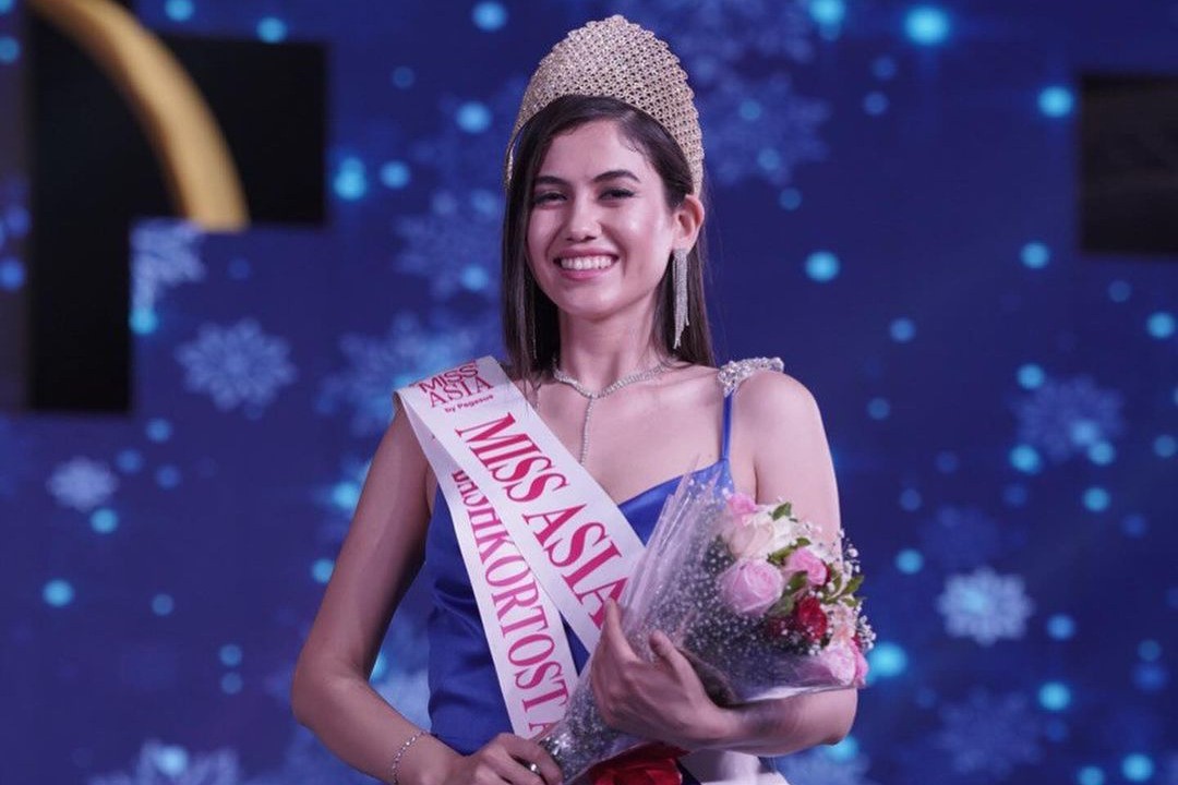 Asiyanın ən gözəl qızı seçildi - FOTO