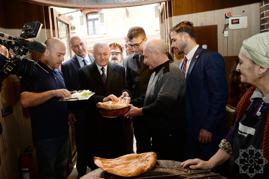 İraq Prezidenti İçərişəhərdə - FOTOLAR