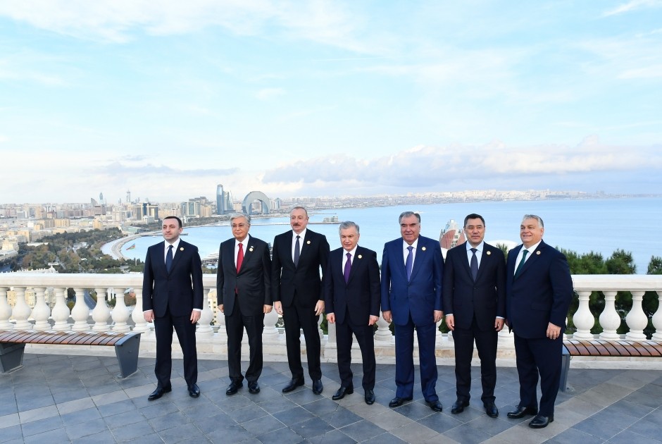 Dövlət və hökumət başçılarının şərəfinə rəsmi nahar verildi - FOTOLAR