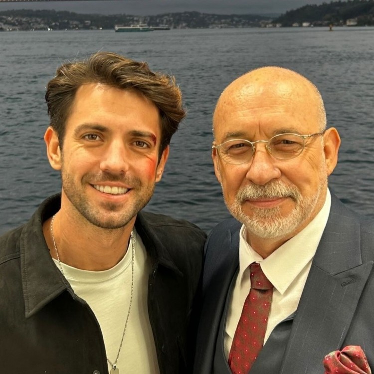 Tanınmış aktyor "Kirli sepeti"ndə - FOTO