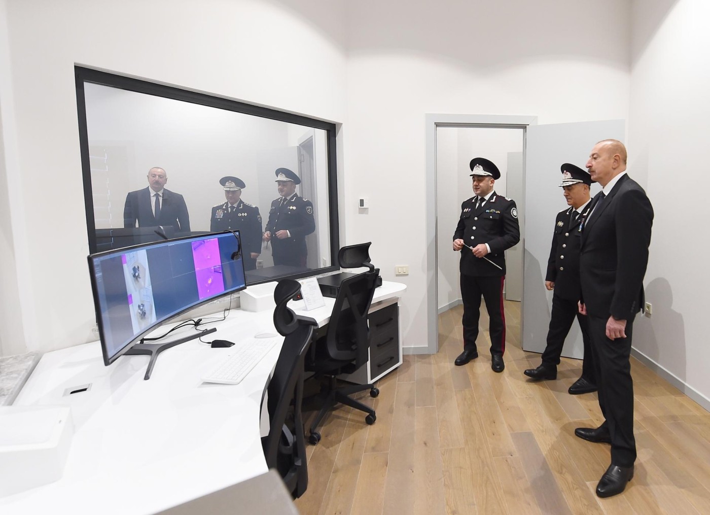 Əli Nağıyev İlham Əliyevə raport verdi - FOTOLAR