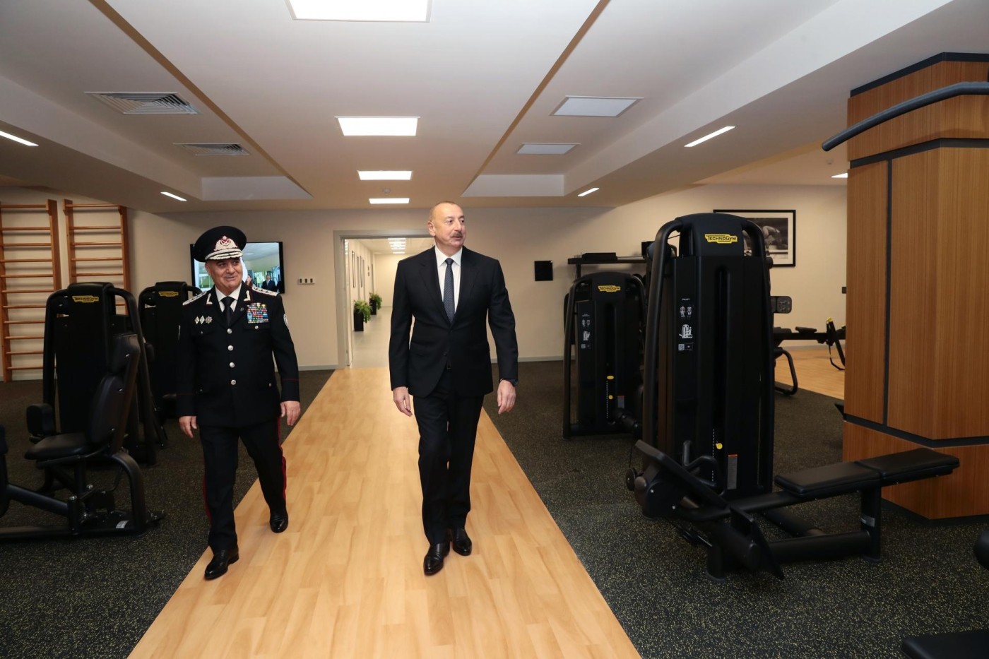 Əli Nağıyev İlham Əliyevə raport verdi - FOTOLAR