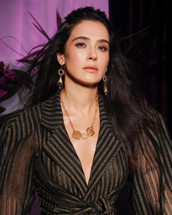 Halit Ergenç onunla tərəf müqabili oldu - FOTO