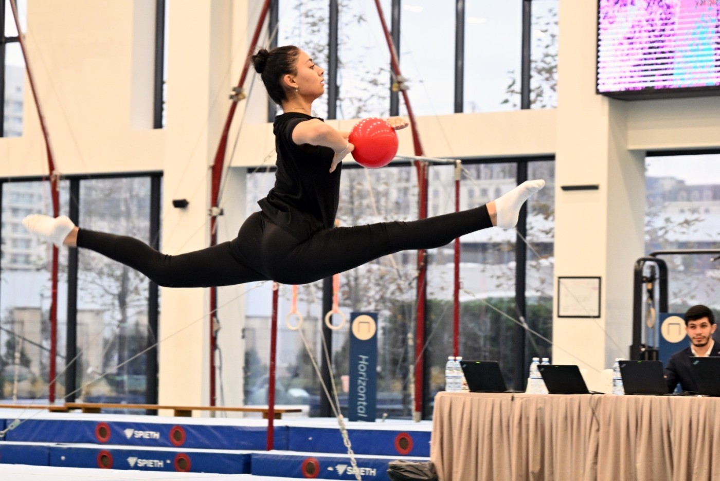 ASAPES tələbələri arasında gimnastika üzrə "Rektor kuboku" yarışı keçirilib - FOTOLAR