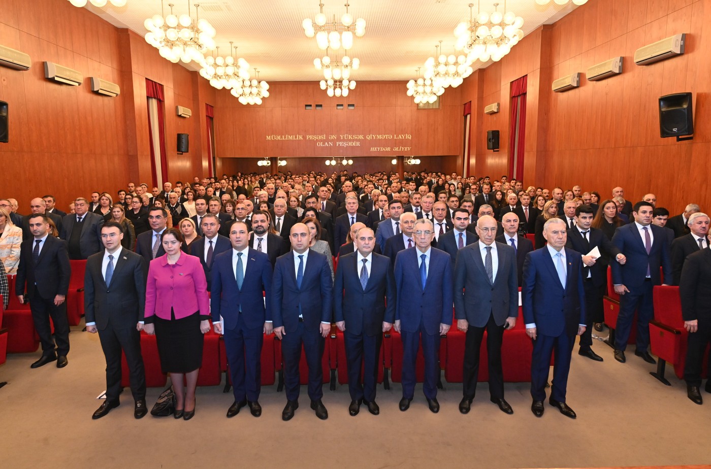 “Heydər Əliyev və Yeni Azərbaycan” mövzusunda konfrans keçirildi - FOTOLAR