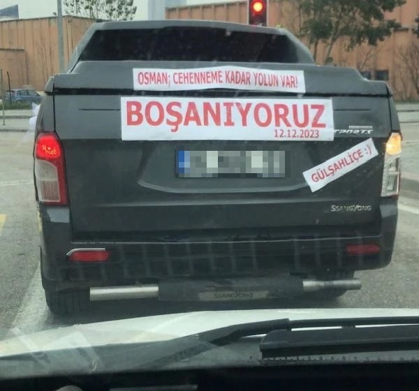 Boşanma məhkəməsinə gəlin maşını ilə getdi - VİDEO