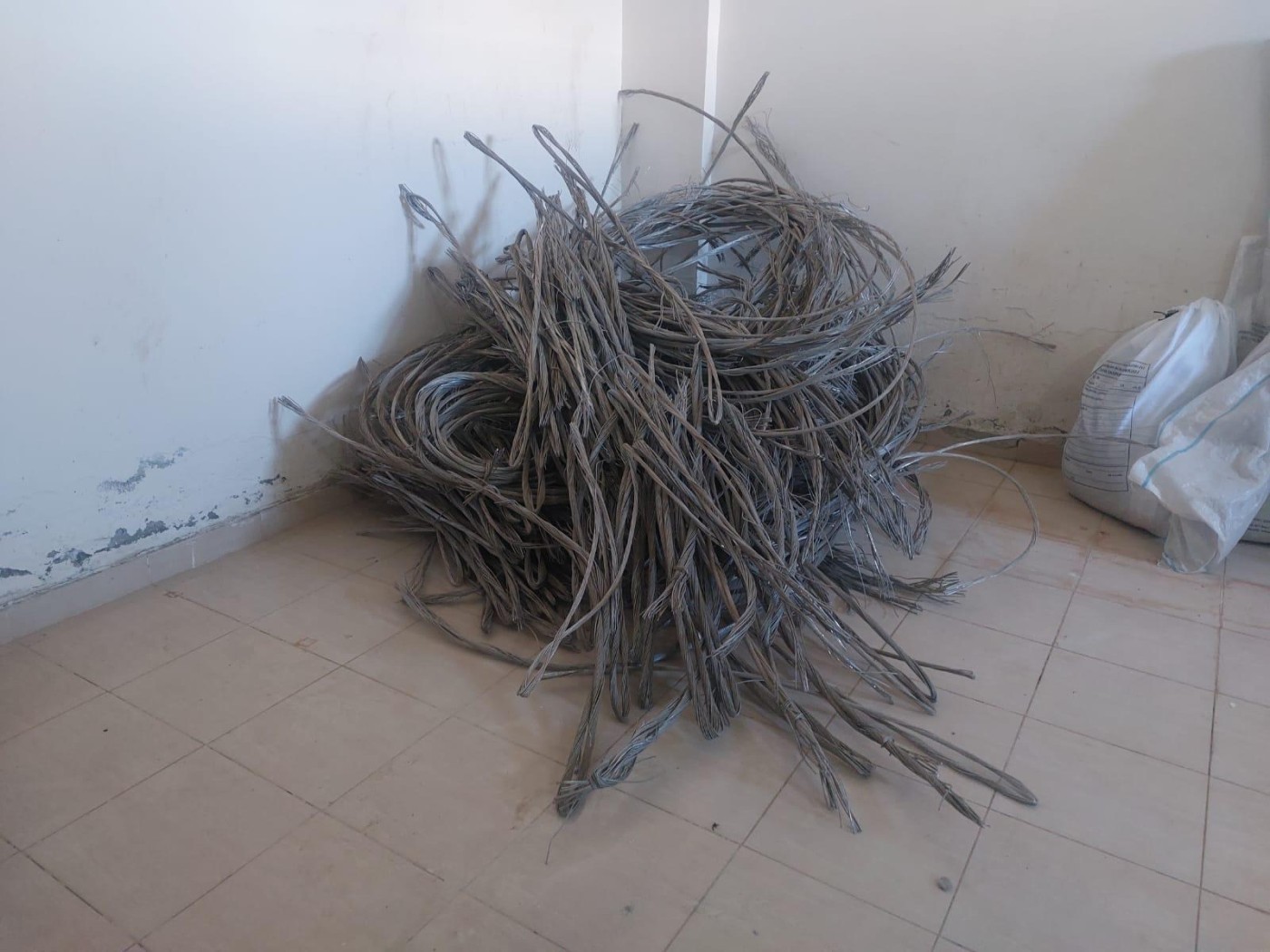 Gədəbəydə elektrik naqillərini oğurlayanlar tutuldu - FOTOLAR