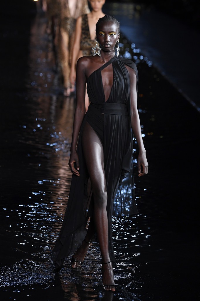 2023-cü ilin ən yaxşı modeli seçildi - FOTOLAR