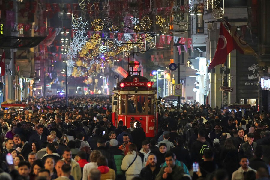 Dünya 2024-cü ili necə qarşıladı? - FOTOLAR