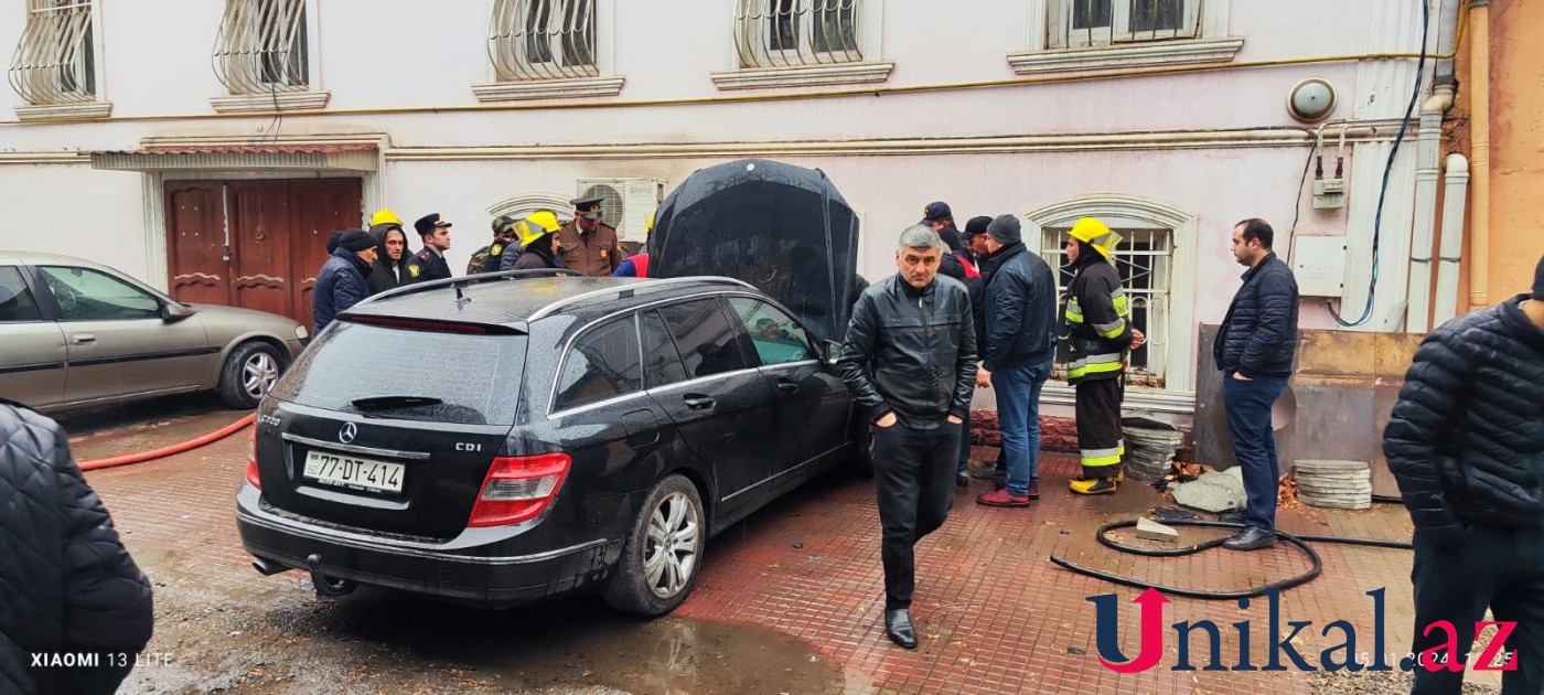 Qazaxda "Mercedes" yanıb - FOTO