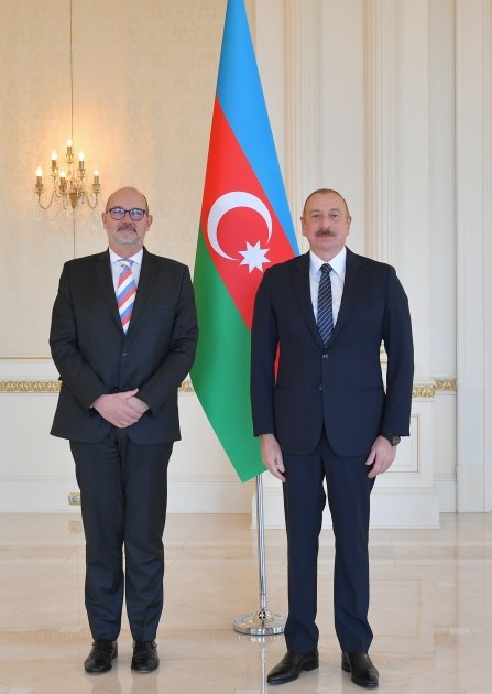 Prezident yeni səfirləri qəbul etdi - YENİLƏNIB