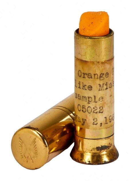 Bu iki məşhurun əşyaları hərraca çıxarılacaq