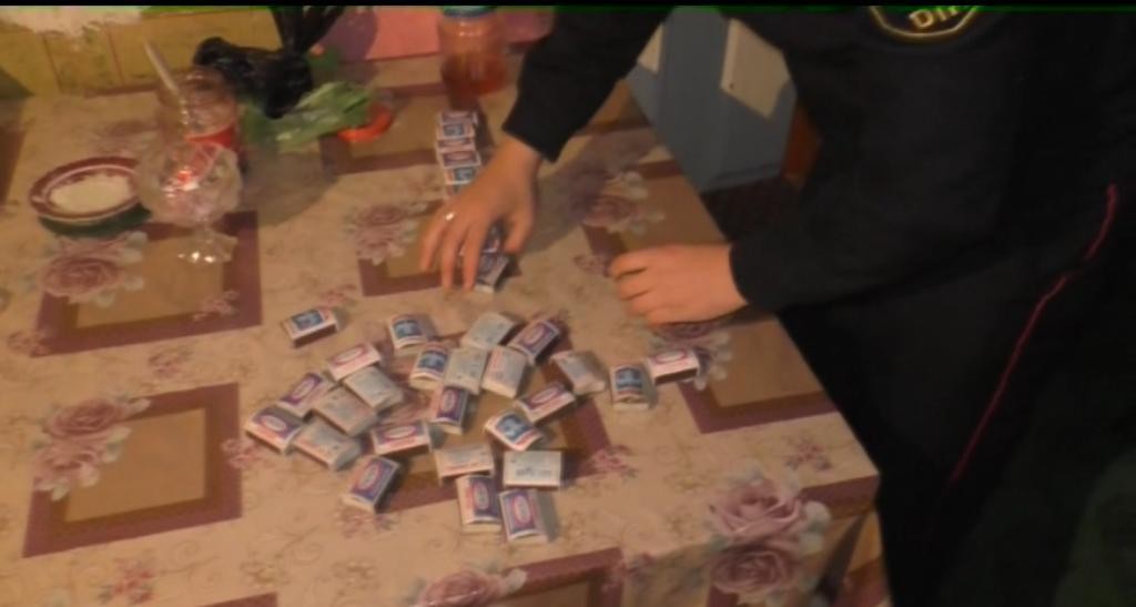 Qazaxda narkotik alan və satan şəxslər saxlanıldı - FOTOLAR